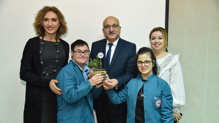 Konya'da 'Okullarımız Çiçek Açıyor' projesi
