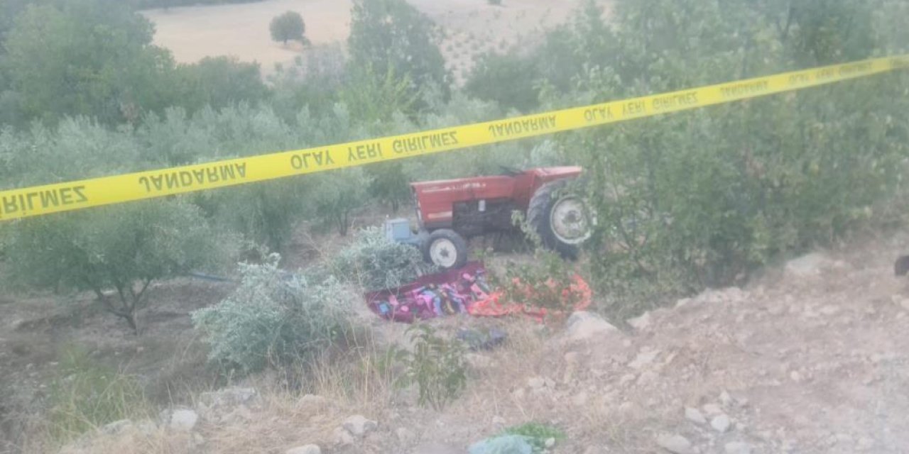 Traktör bahçeye devrildi: Karı-koca öldü