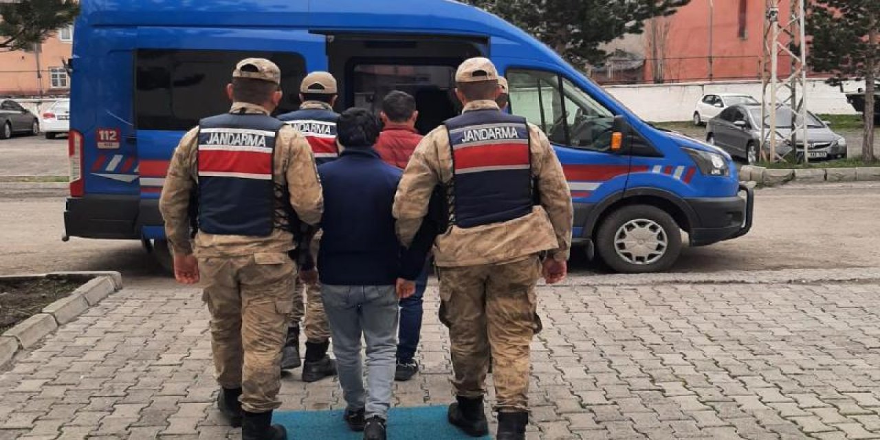 Düzensiz göçle mücadele devam ediyor: 85 kaçakçı yakalandı