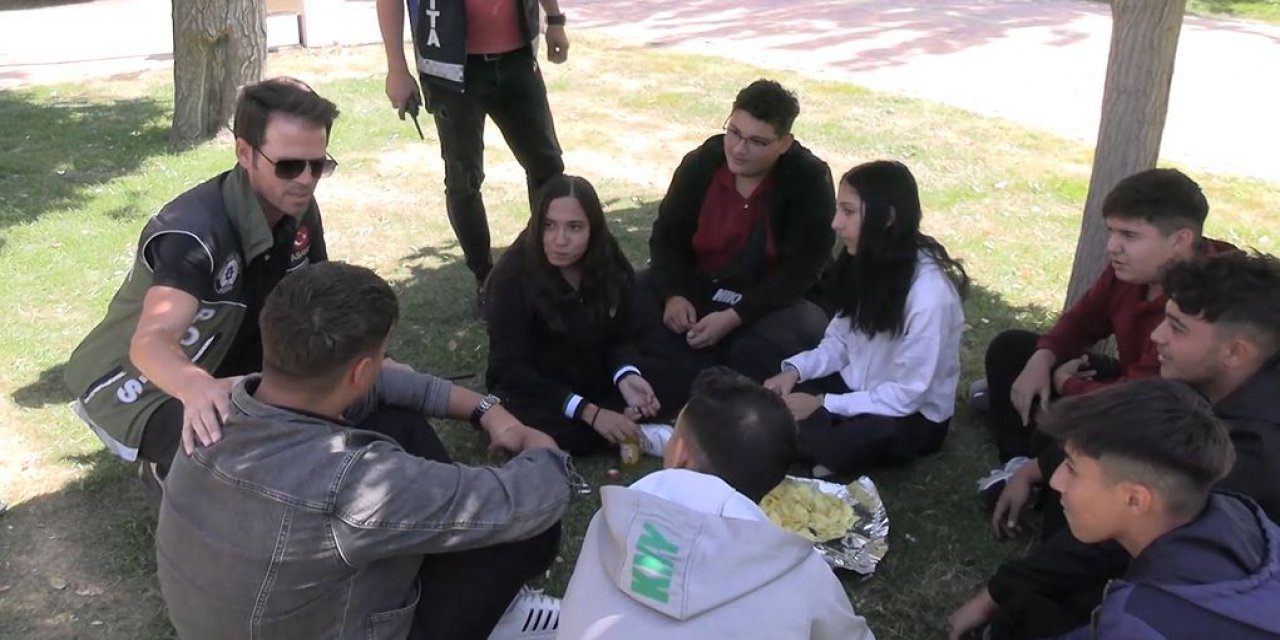 Konya’da Mobil Park Polisi okul önlerinde göz açtırmıyor