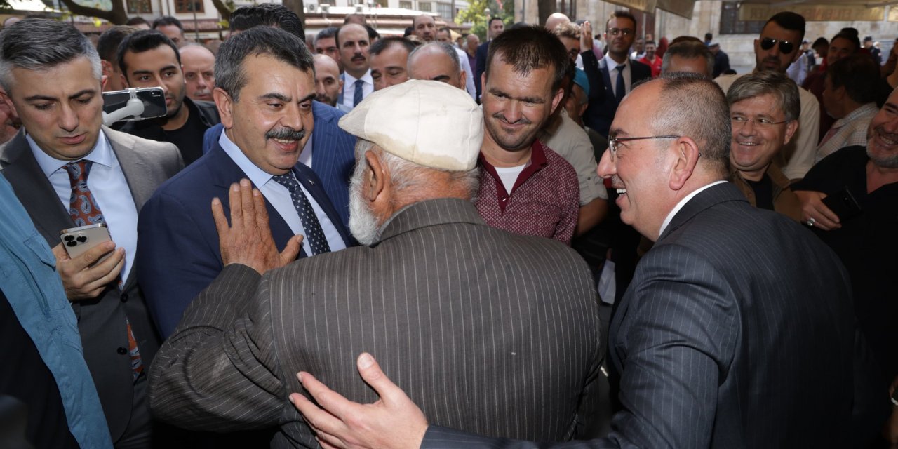 Bakan Tekin, Konya’nın şanslı olduğu konuyu açıkladı