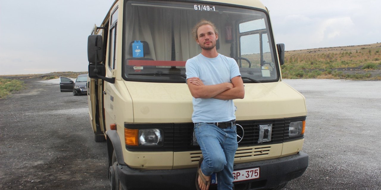 Ambulansı karavana çeviren Belçikalı, soluğu Konya’da aldı