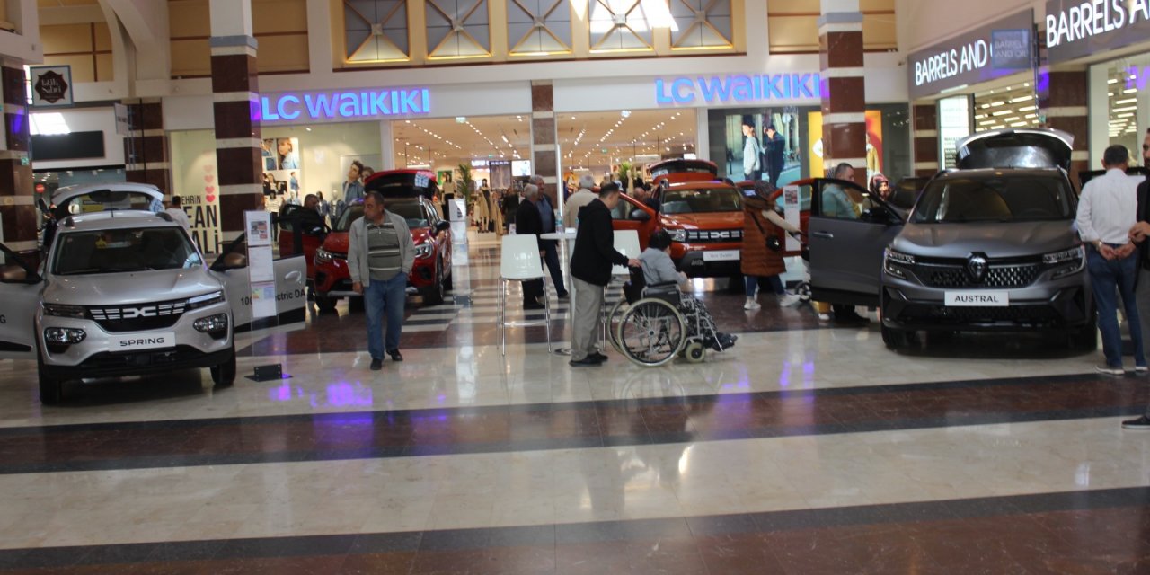 Çelik Motorlu Araçlar Konyalılarla buluştu