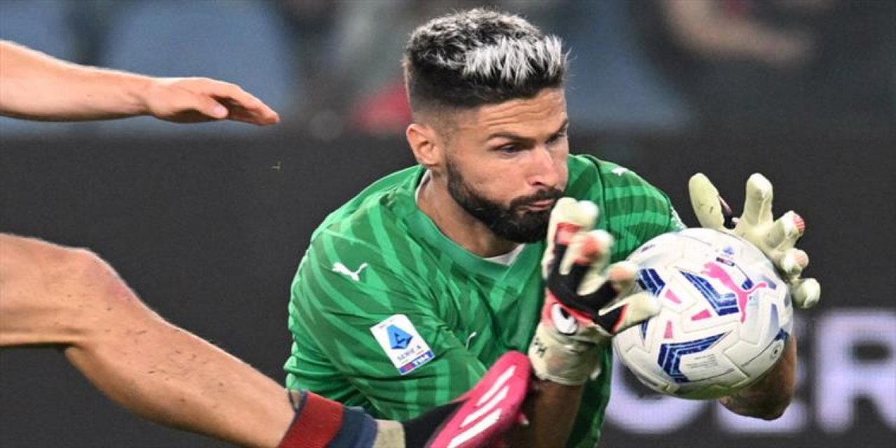 Tarihe geçen maç! Yıldız golcü kaleye geçti