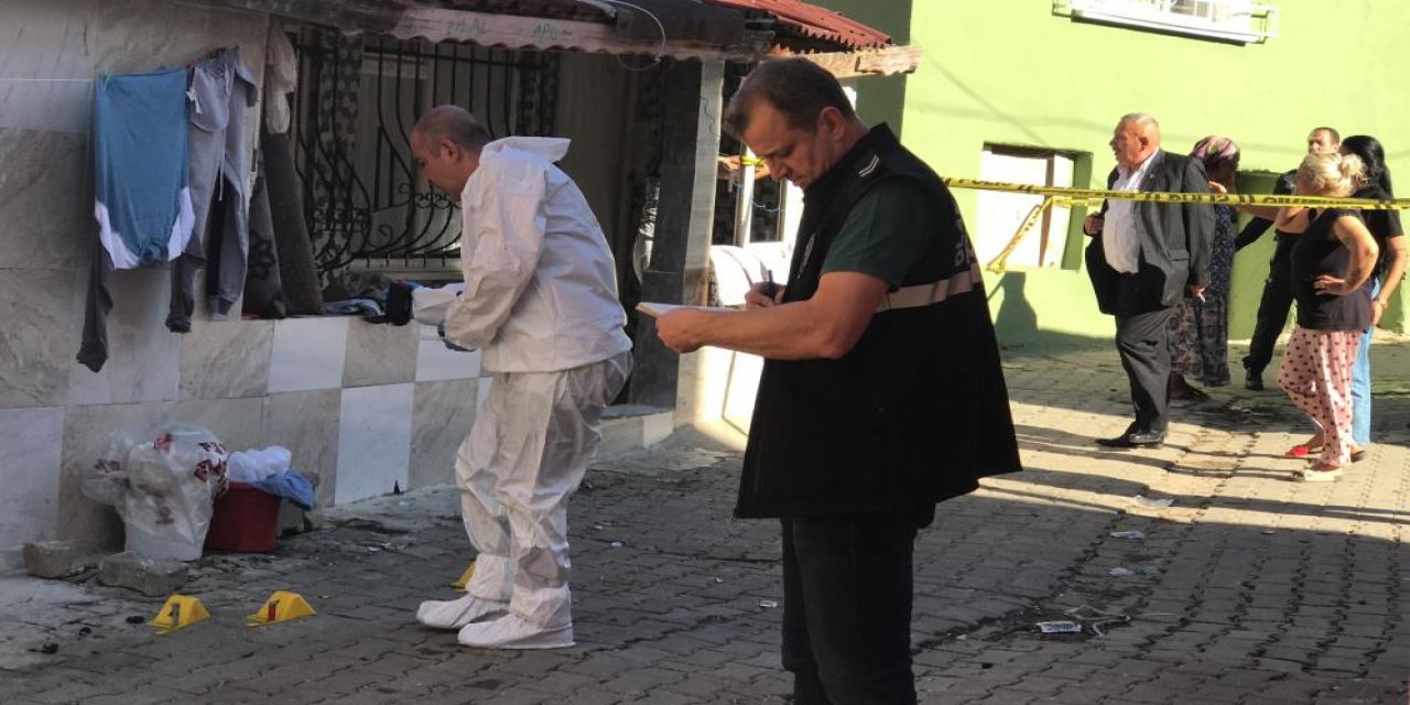 Silahların konuştuğu kavgada, baba ve oğul vuruldu, oğul hayatını kaybetti