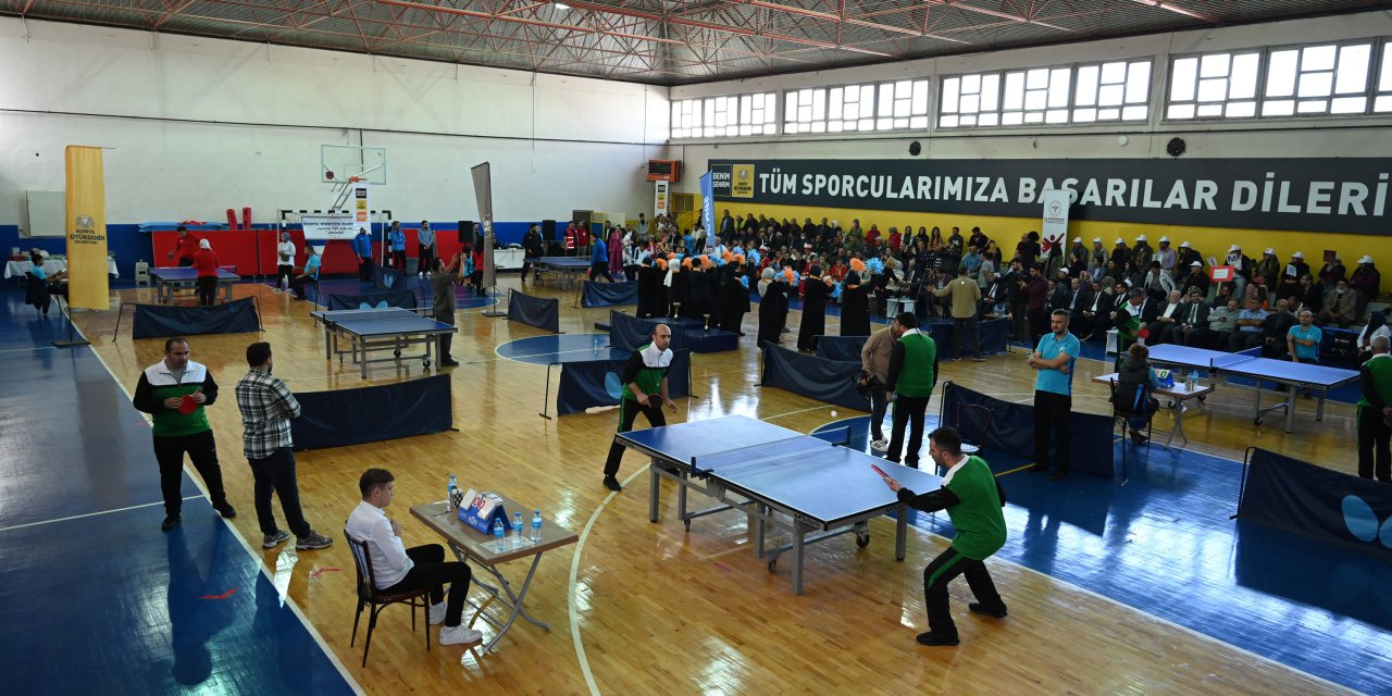 Konya’da Dünya Ruh Sağlığı Gününde hastalar masa tenisi oynadı