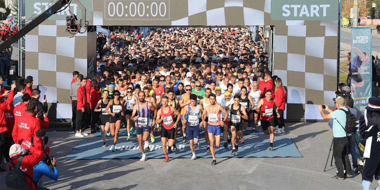 Uluslararası Konya Yarı Maratonu başladı
