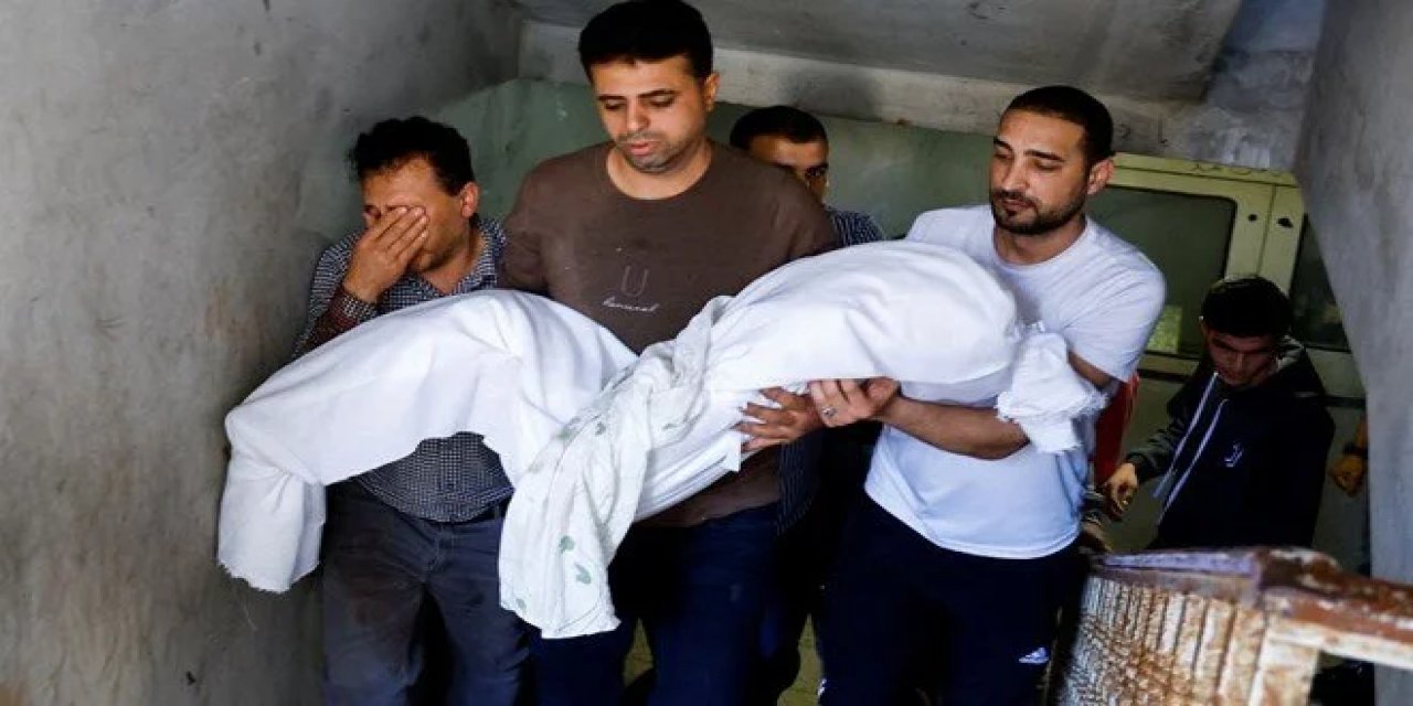 Gazze'ye saldırılarda hayatını kaybedenlerin yarıya yakını çocuk