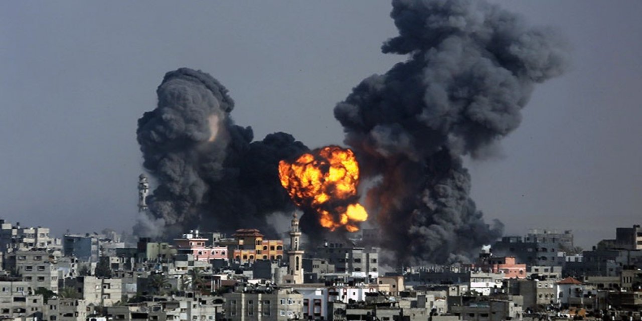 Gazze'de akan kan durmuyor, hayatını kaybedenler 7 bini aştı