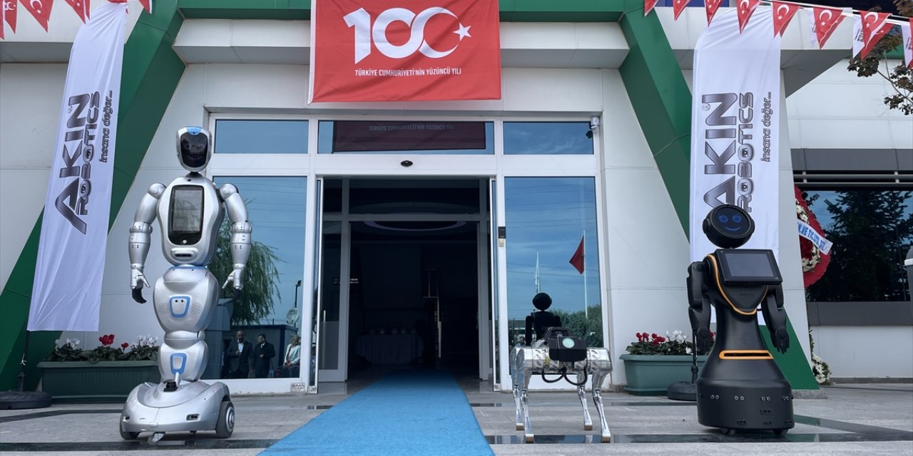 Konya’da üretilen ADA-7 Robot'un tanıtımı yapıldı