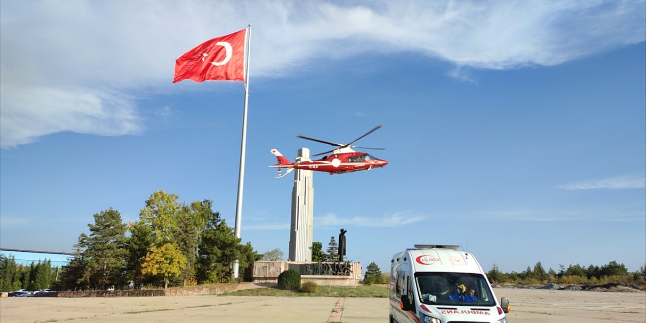Cenaze dönüşü kalp krizi geçirdi, hava ambulansı ile Konya’ya gönderildi