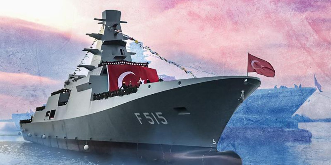 Cumhuriyet'in 100. Yılında Türk donanmasından tarihin en büyük geçit töreni