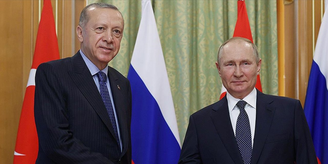 Putin Türkiye Cumhuriyeti'nin 100. yıl dönümünü kutladı