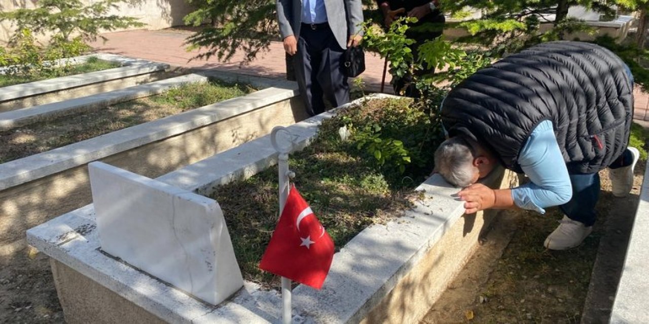 66 yıl sonra şehit ağabeyinin mezarını Konya’da buldu