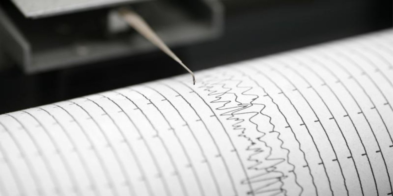 Endonezya’da 2 büyük deprem art arda yaşandı