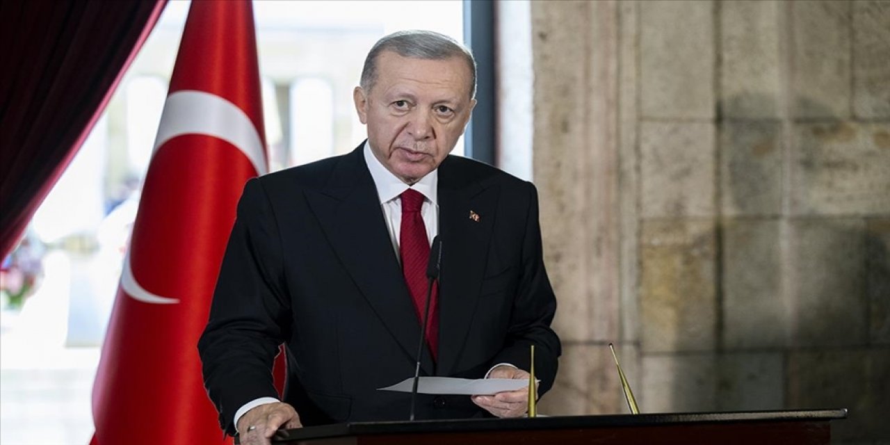 Cumhurbaşkanı Erdoğan başkanlığındaki devlet erkanı Anıtkabir’de