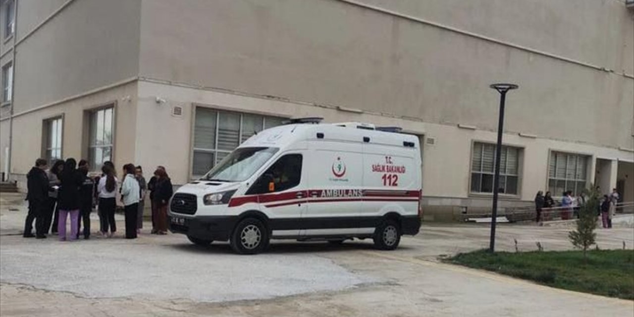 KYK yurdunda 90 öğrenci hastanelik oldu