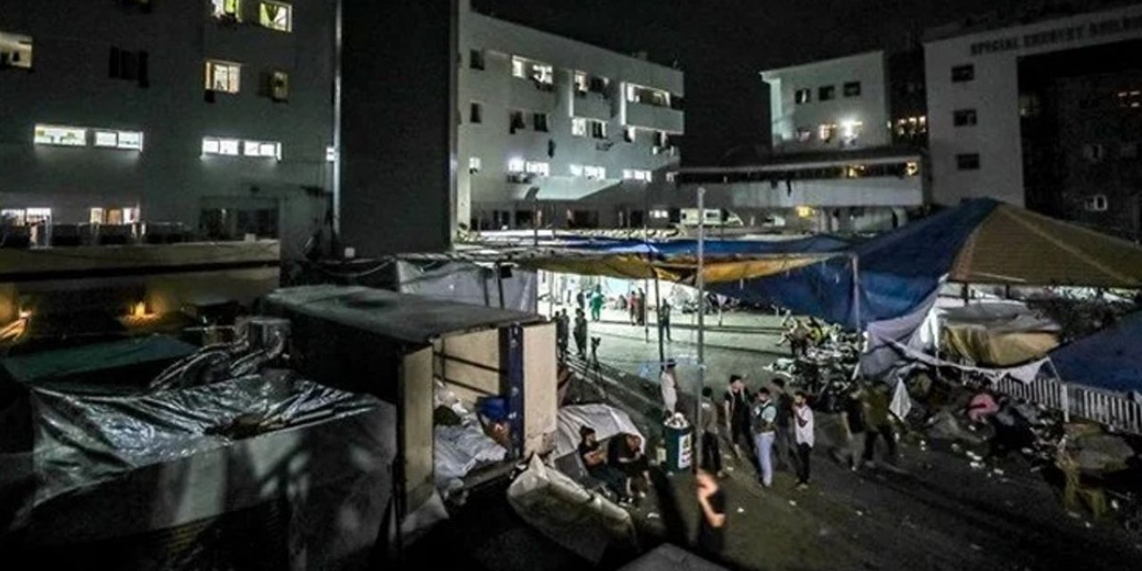 Katil İsrail, Gazze'deki Şifa Hastanesi'ni bastı