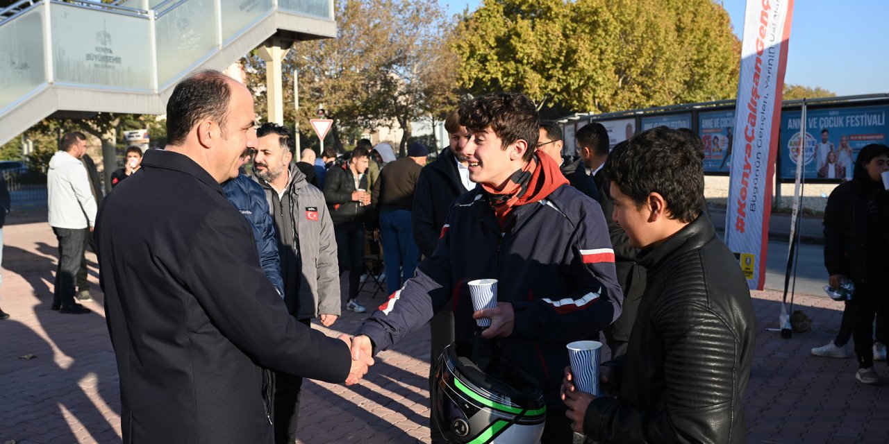 Başkan Altay, Konya’nın çalışan gençleriyle buluştu