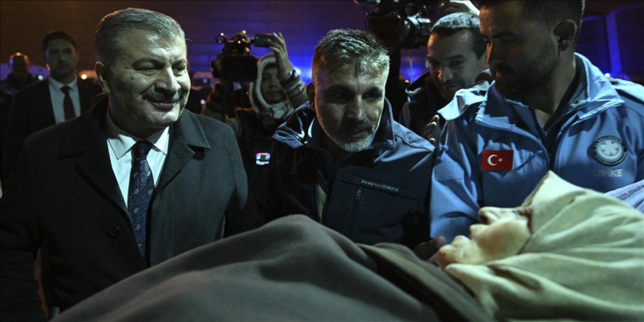 Gazzeli hastalar ve refakatçileri Türkiye’ye getirildi