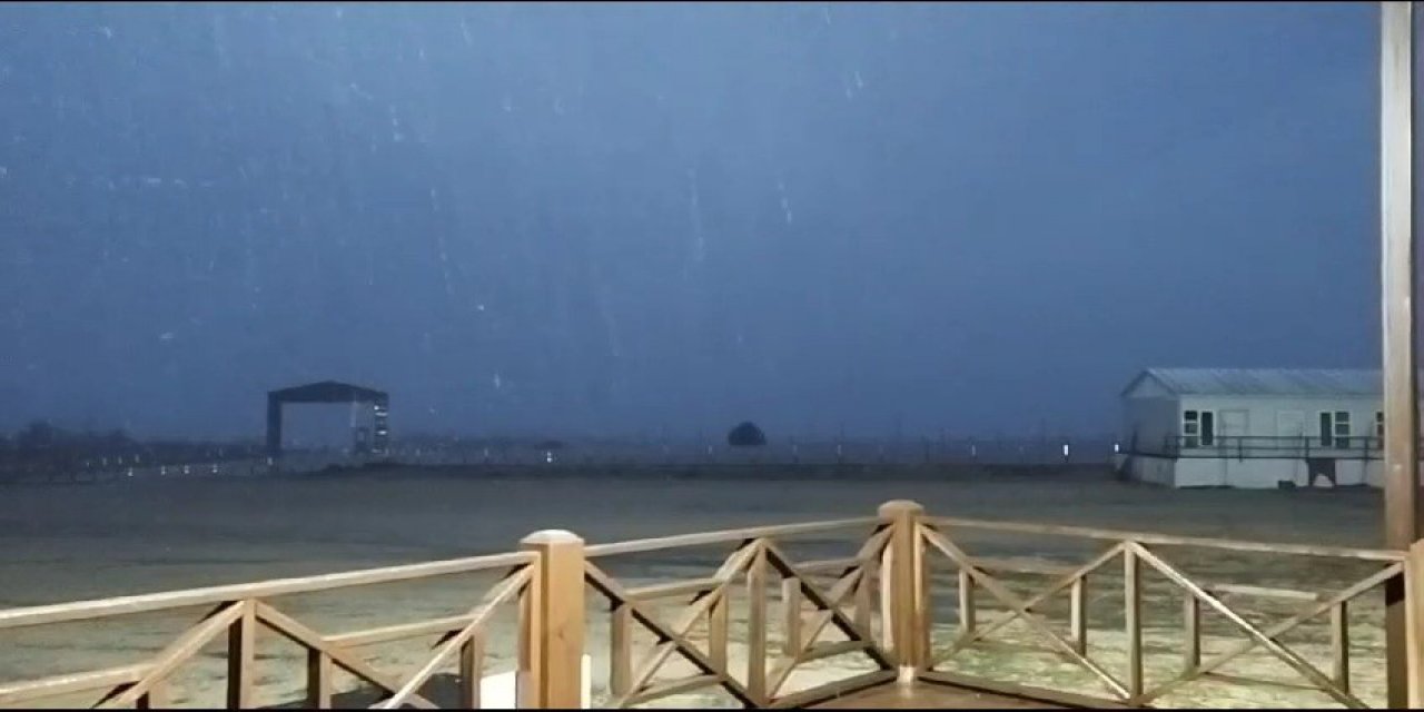 Bir ilimize daha mevsimin ilk karı yağdı