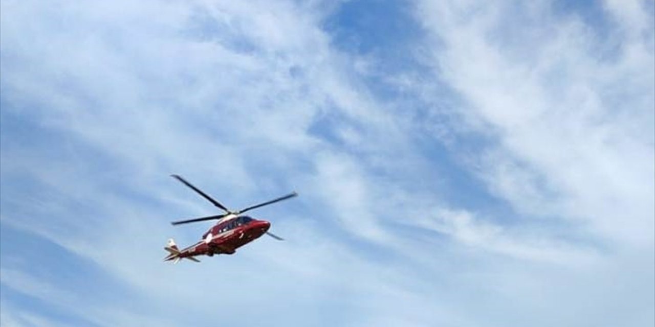 Konya’da hava ambulansı beyin kanaması geçiren hasta için havalandı