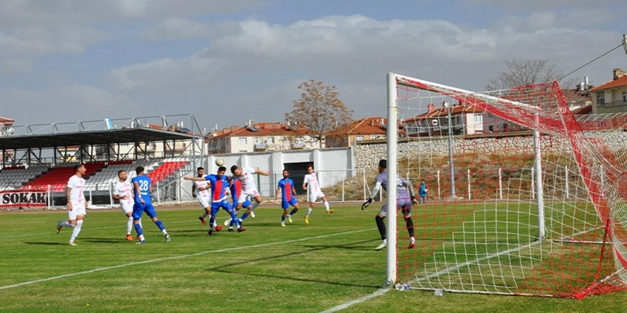 Amatör Lig’de gol düellosu! 8 gol var kazanan yok