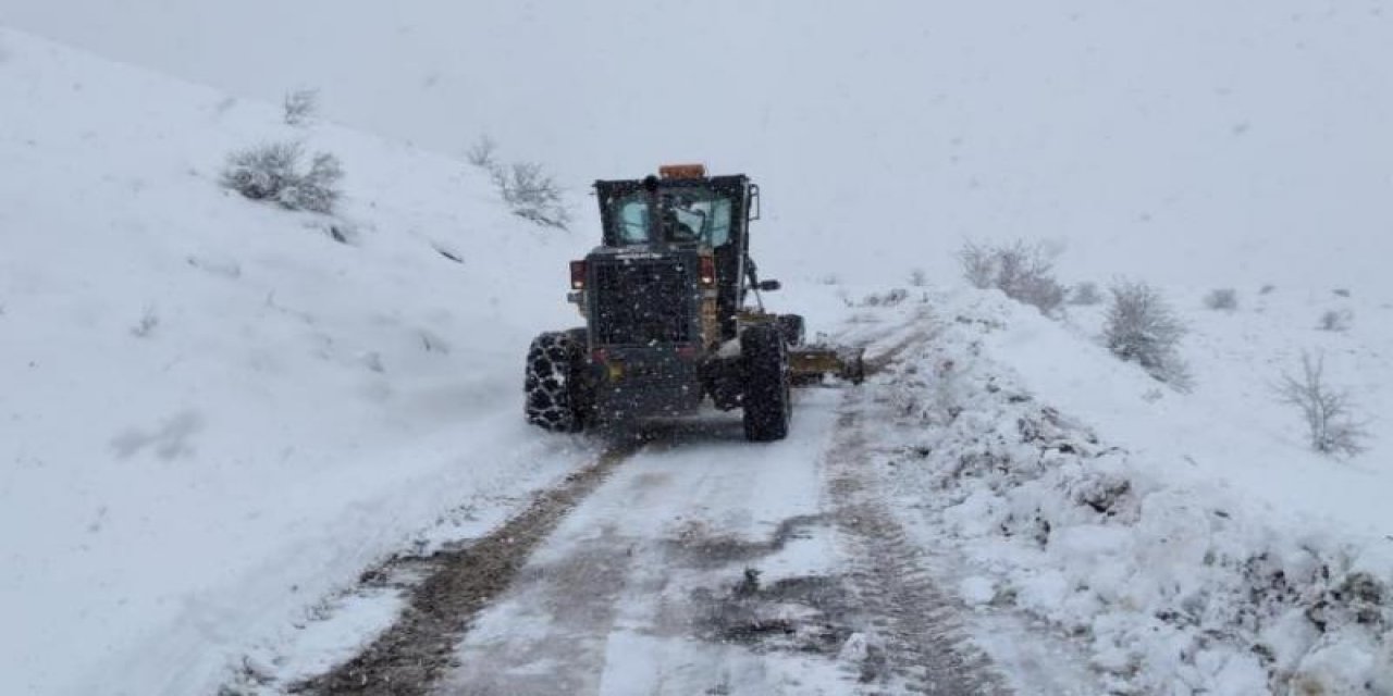 Yurt genelinde kar nedeniyle 165 yol ulaşıma kapandı