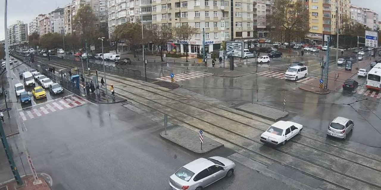 Konya’da tramvay seferlerini durduran kaza