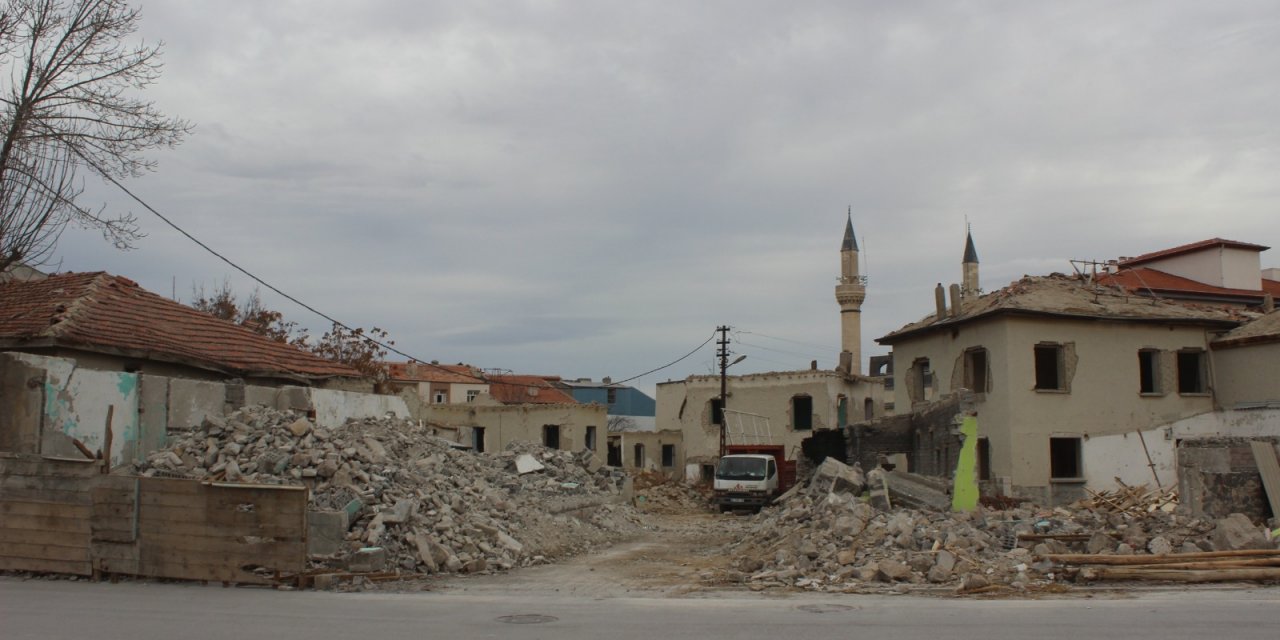 Konya’nın bir ilçesinde büyük yıkım