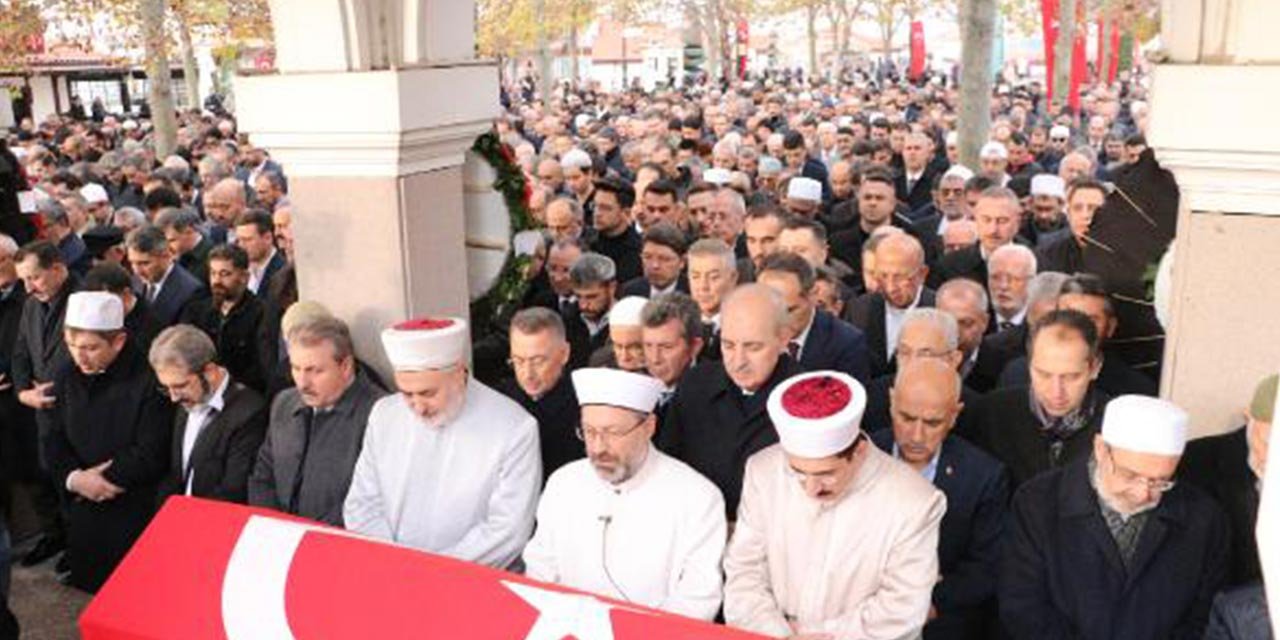 Eski Diyanet İşleri Başkanı Lütfi Doğan son yolculuğuna uğurlandı