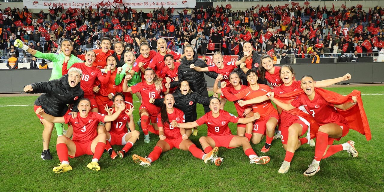 A Milli Kadın Futbol Takımı'ndan büyük başarı