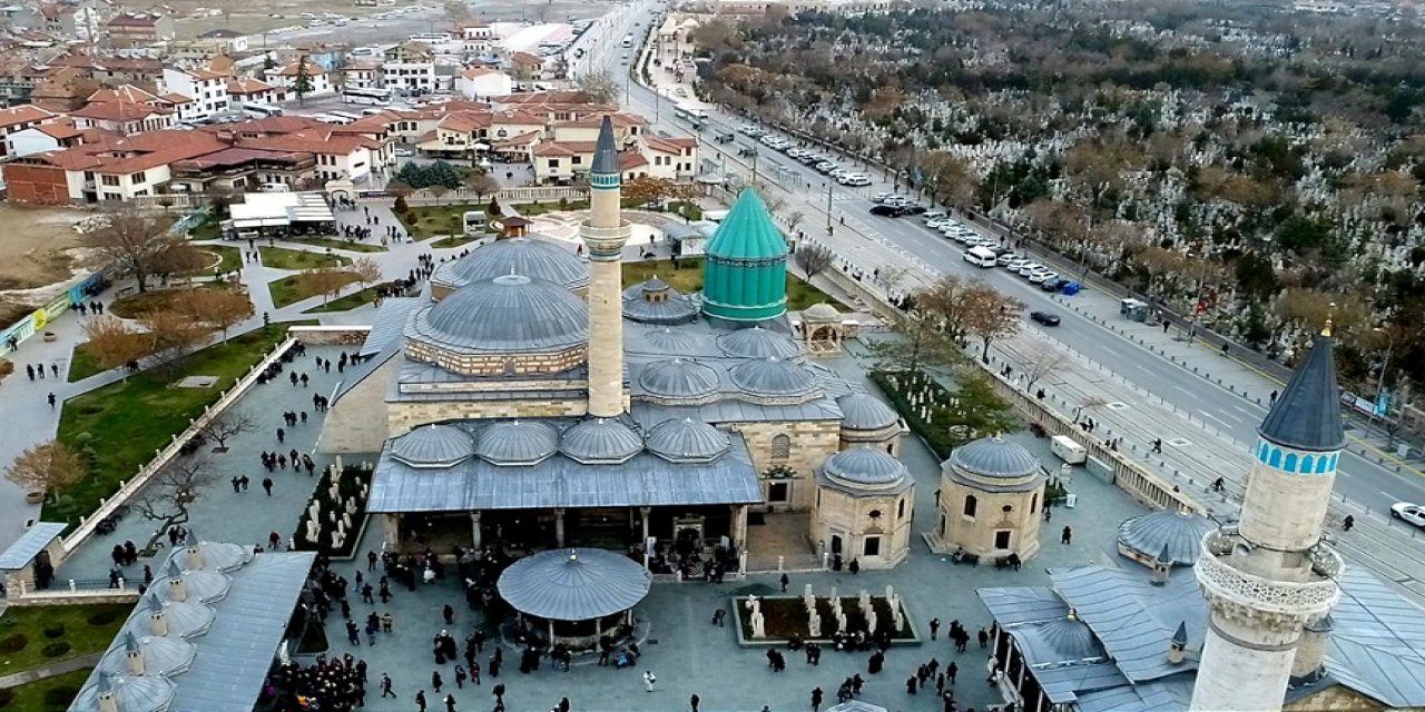 Esin Çelebi: Hazreti Mevlana’nın reklama ihtiyacı yok