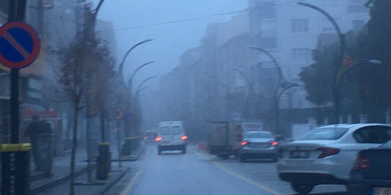 Konya’da yoğun sis etkili oldu
