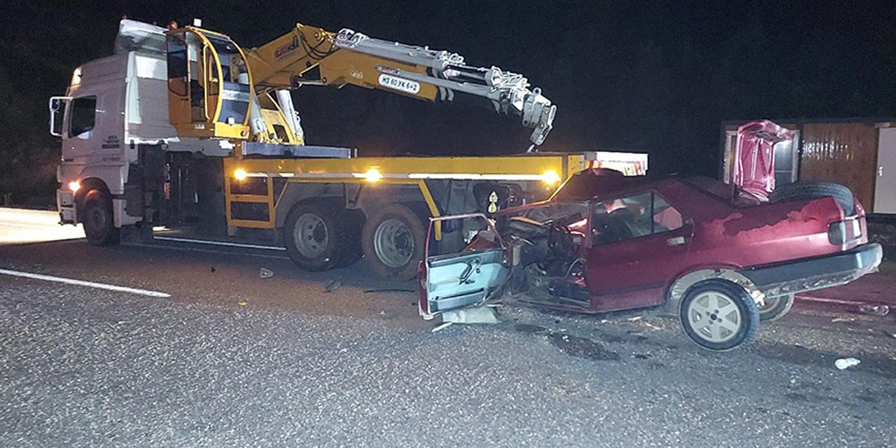 Otomobil, Konya plakalı kamyona arkadan çarptı: Sürücü 2,50 promil alkollü çıktı