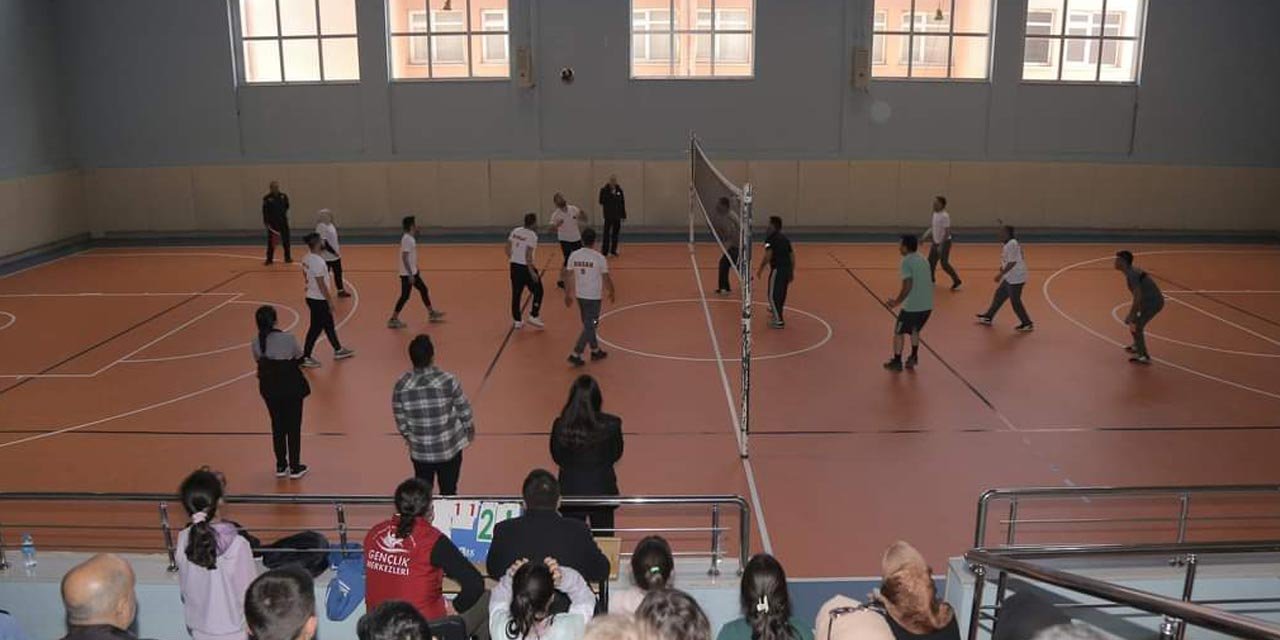Konya’da düzenlenen ‘Kaymakamlık Voleybol Turnuvası’ tamamlandı