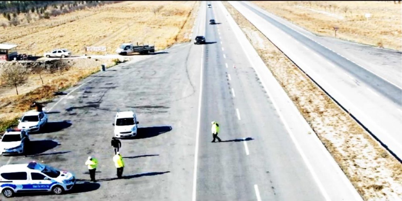 Konya'da dron ile trafik denetimi! 90 sürücüye 102 bin TL ceza