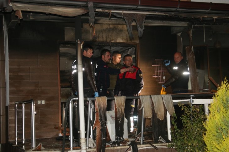 Evde patlama oldu: 1'i ağır 2 yaralı! Polis sebebini araştırıyor