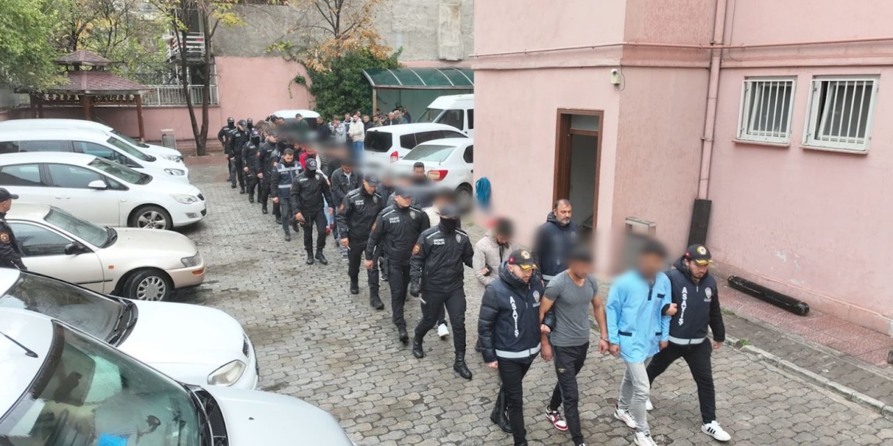 Konya’da polis operasyonu! 71 kişi gözaltına alındı