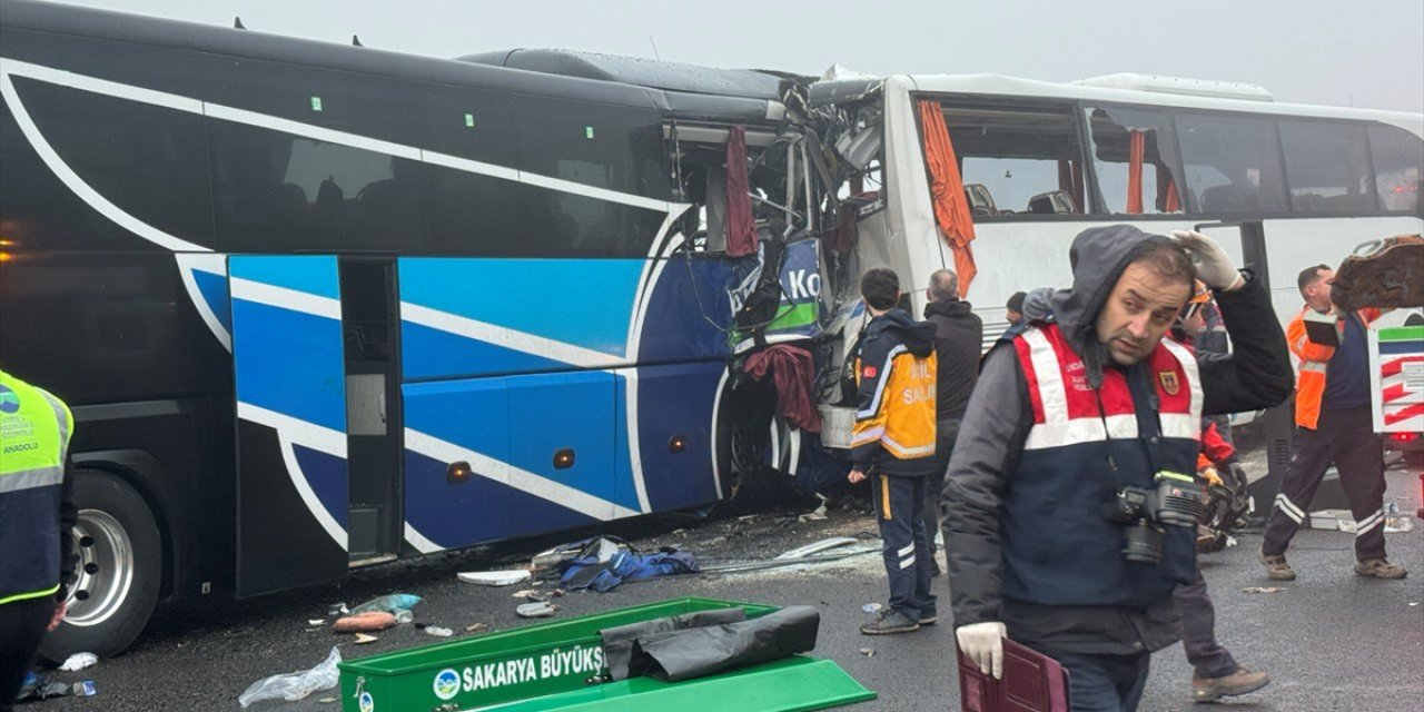 Kuzey Marmara Otoyolu'nda kaza! 10 kişi öldü, 59 kişi yaralandı