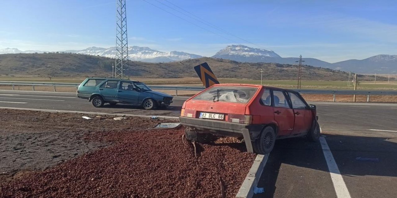 Konya’da otomobiller çarpıştı: 4 yaralı