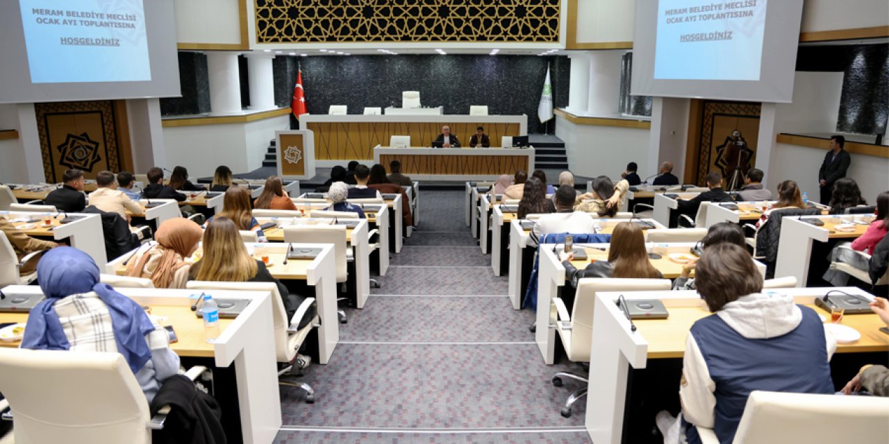 Meram Belediye Meclisi, geleceğin kamu yöneticilerini ağırladı