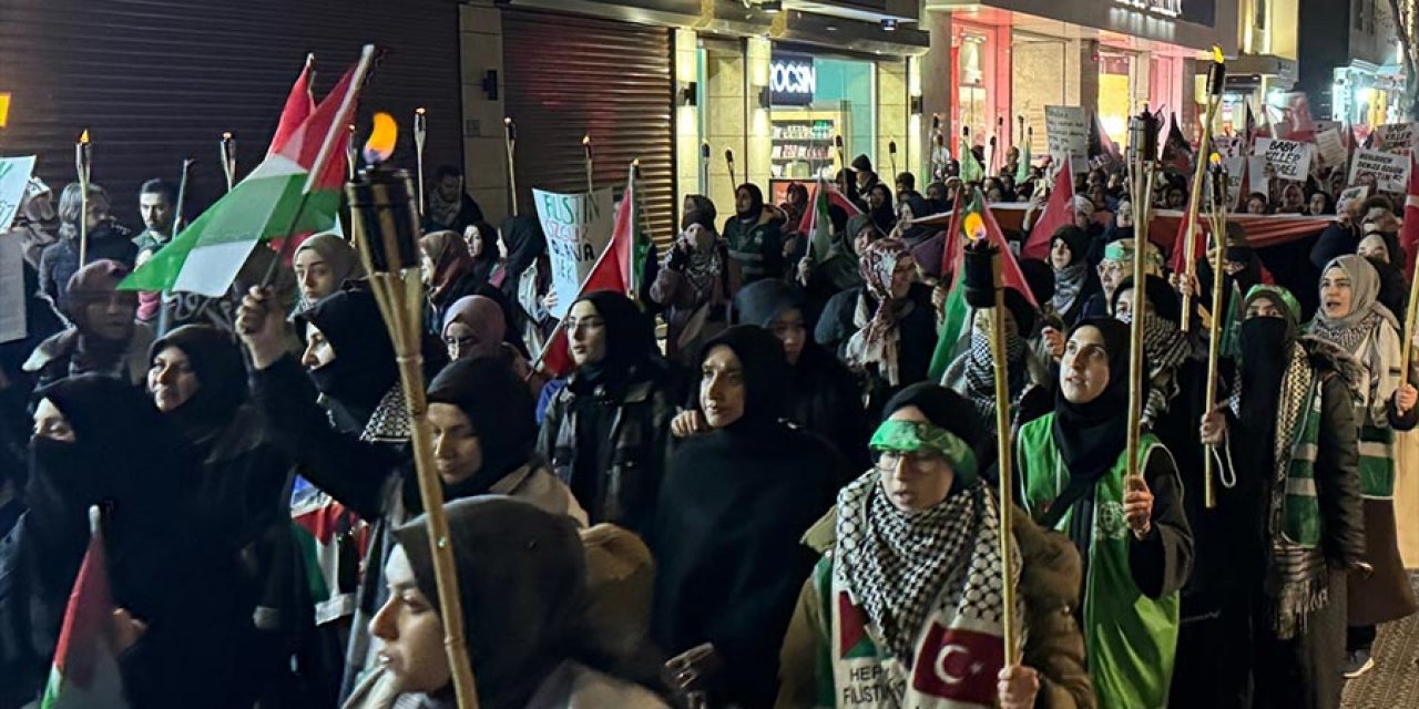 Konya'da meşaleli yürüyüş! Terör örgütü PKK ve katil İsrail protesto edildi