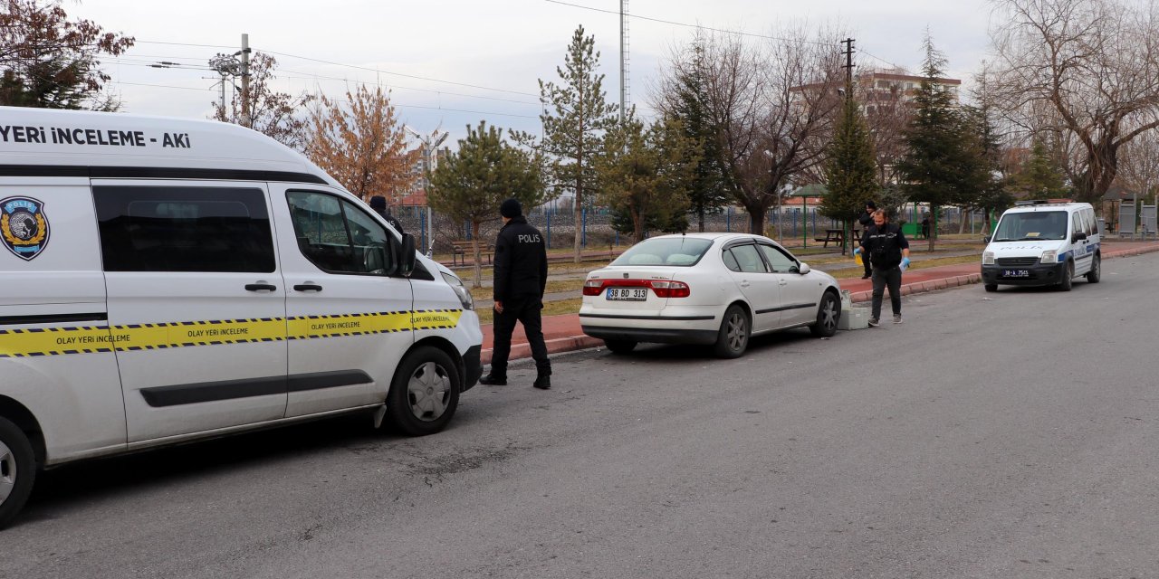 Parkta dehşet! Hurdacı, temizlik işçisini tüfekle vurdu