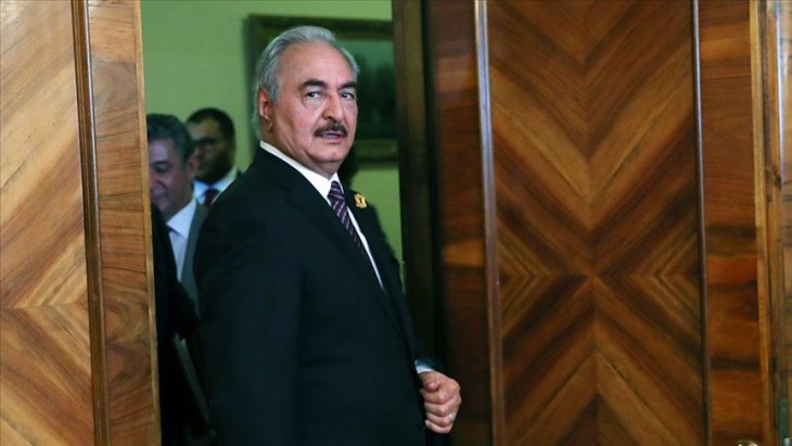 Hafter güçleri Trablus ve çevresine girecek sivil uçakları düşürmekle tehdit etti