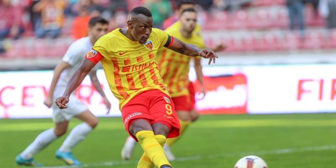 Mame Thiam Pendikspor'a transfer oldu