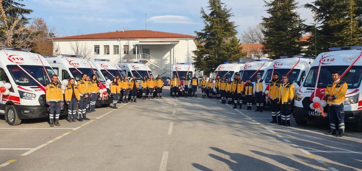 Konya'ya 9 yeni tam donanımlı ambulans