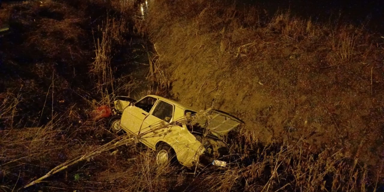 Konya’da biri yabancı plakalı iki otomobil çarpıştı