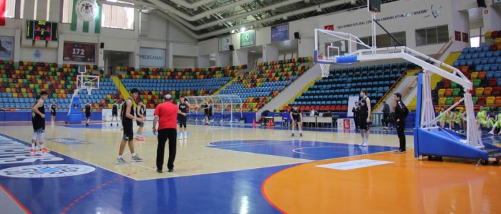 Genç basketbolcular Avrupa Şampiyonasına Konya'da hazırlanıyor