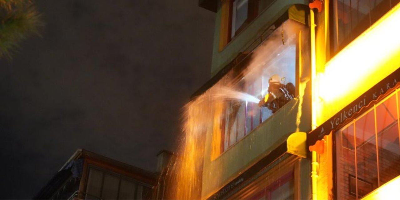 4 katlı apart otelde korkutan yangın